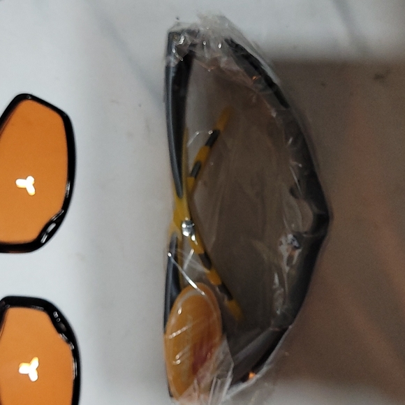 RYDERS SUNGLASSES with INTERCHANGABLE LENSES - Picture 2 of 7